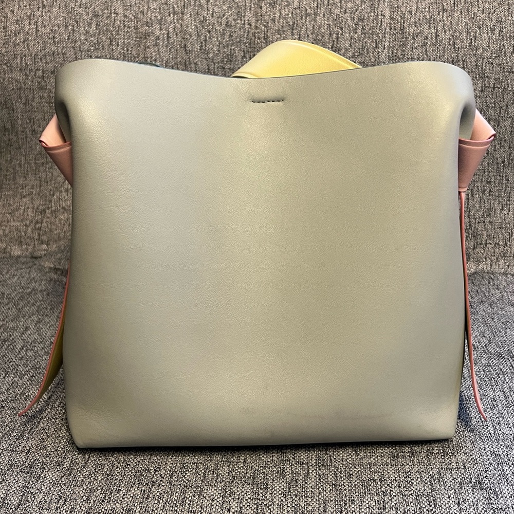 Acne Studios Musubi Midi Tote in Pale Blue and Pink - Picture 7 of 15